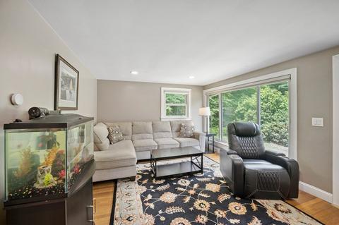 211 Boston Rd, Sutton, MA 01590 photo 7