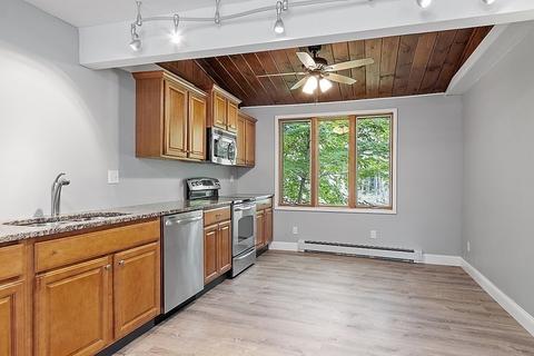 26 School St, Townsend, MA 01469 photo 4