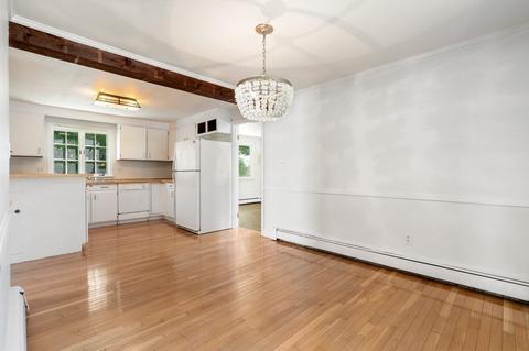 18 Taft St, Marblehead, MA 01945 photo 6
