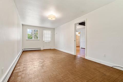 18 Taft St, Marblehead, MA 01945 photo 11