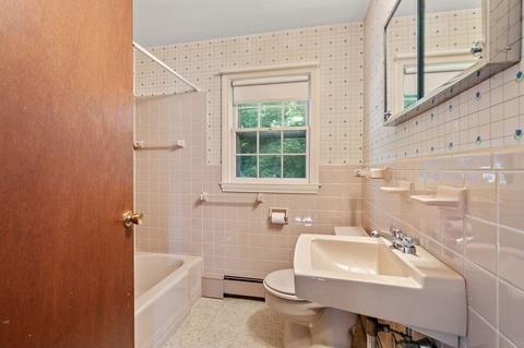 18 Taft St, Marblehead, MA 01945 photo 19