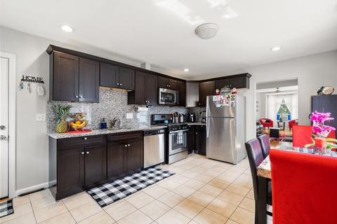 57 Everett St, Everett, MA 02149 photo 7