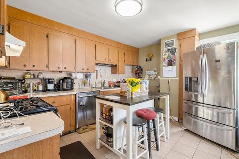 57 Everett St, Everett, MA 02149 photo 18