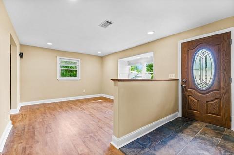 31 Randall Rd, Maynard, MA 01754 photo 3