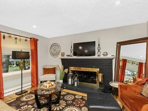 19 Darrell Dr, Randolph, MA 02368 photo 3