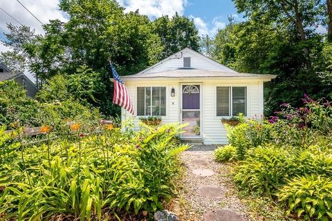 12 Third Ave, Wareham, MA 02571 photo 2