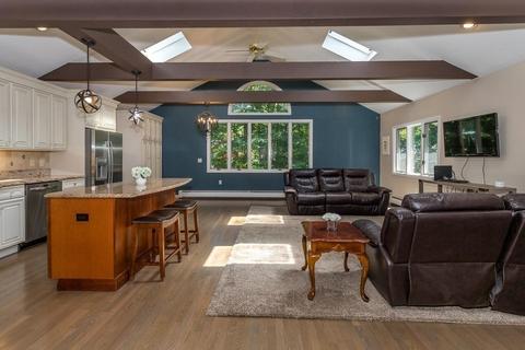 22 Standish Dr, Canton, MA 02021 photo 5