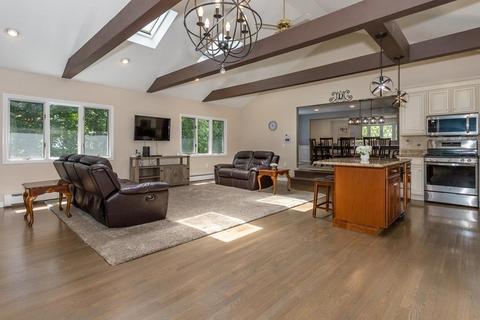 22 Standish Dr, Canton, MA 02021 photo 7