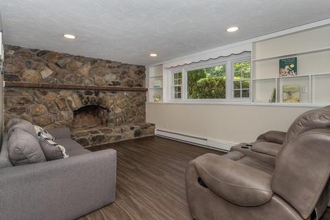 22 Standish Dr, Canton, MA 02021 photo 18