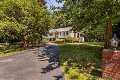 22 Standish Dr, Canton, MA 02021 photo 2
