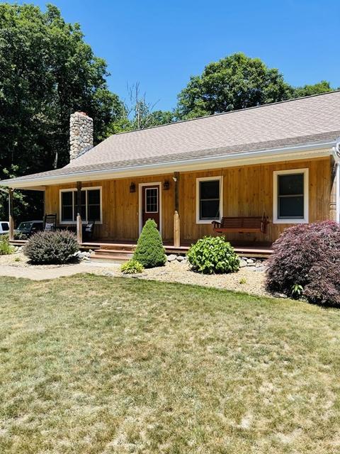 74 Ledgestone Rd, Douglas, MA 01516 photo 4