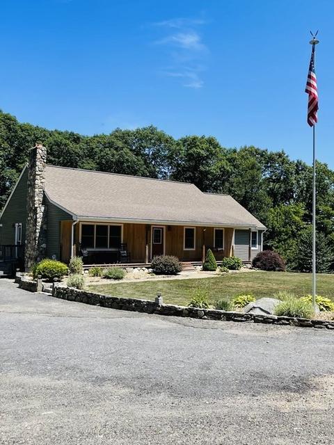74 Ledgestone Rd, Douglas, MA 01516 photo 3