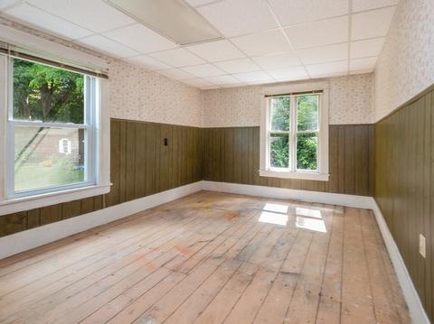 81 Maple St, Warren, MA 01083 photo 20