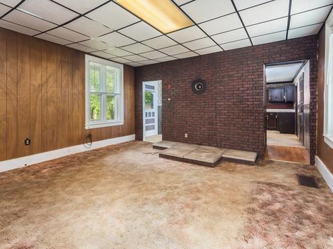 81 Maple St, Warren, MA 01083 photo 14