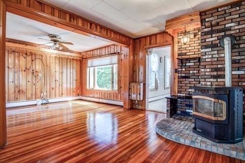 9 Union St, Ware, MA 01082 photo 13