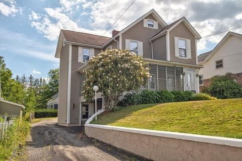9 Union St, Ware, MA 01082 photo 1