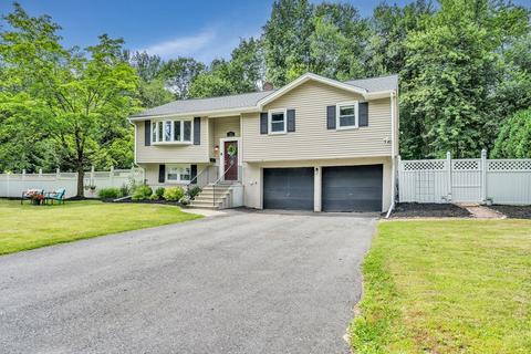32 Dix Rd, Maynard, MA 01754 photo 2