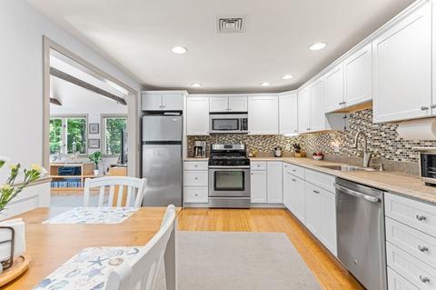 36 Mooring Dr, Barnstable, MA 02635 photo 9