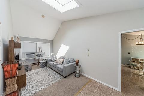 9 Acushnet Ave, Worcester, MA 01606 photo 18