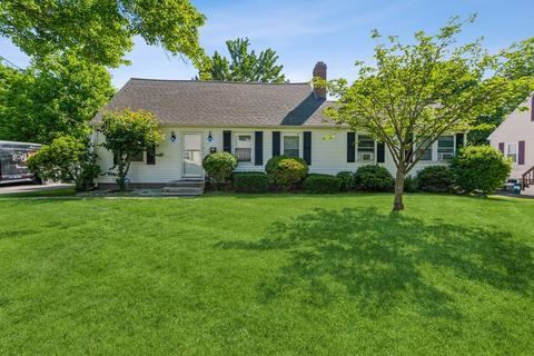9 Acushnet Ave, Worcester, MA 01606 photo 1