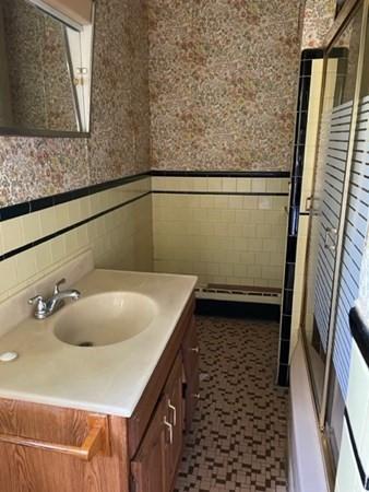252 Emmett St, Fall River, MA 02721 photo 5