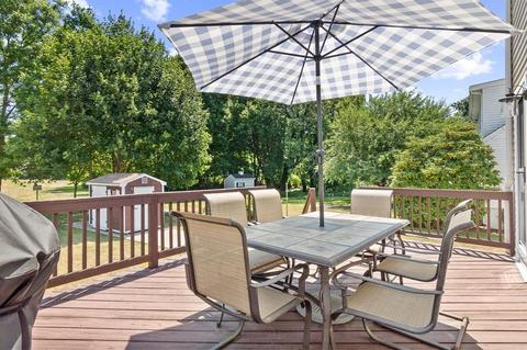 3 Longview Ter, Beverly, MA 01915 photo 3