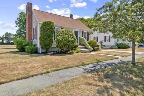 3 Longview Ter, Beverly, MA 01915 photo 2
