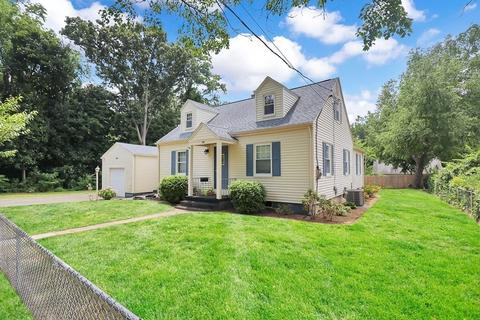 36 Spence St, Chicopee, MA 01020 photo 2