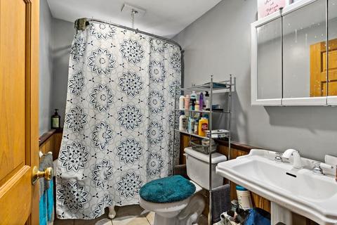 408 Ridge St, Fall River, MA 02724 photo 38
