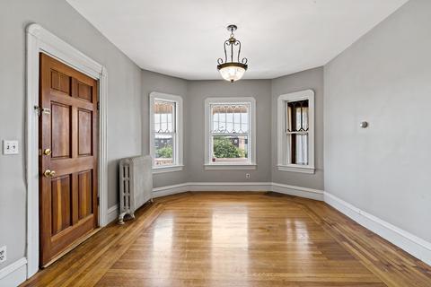 408 Ridge St, Fall River, MA 02724 photo 12