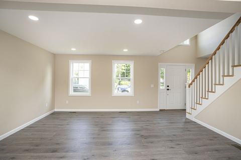 25 Vernon St, Fall River, MA 02724 photo 8