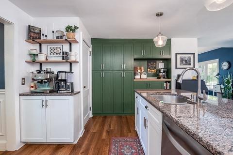 175 Whiting Ave, Dedham, MA 02026 photo 15