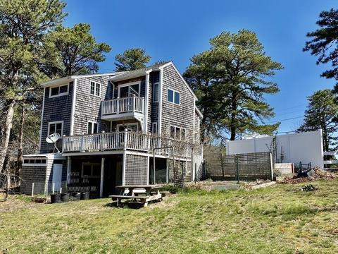 75 Summit St, Wellfleet, MA 02667 photo 1