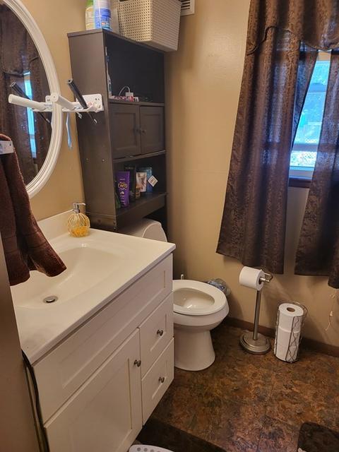 39 Redfern Dr, Springfield, MA 01109 photo 12