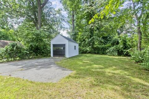 60 Wayne St, Springfield, MA 01108 photo 22