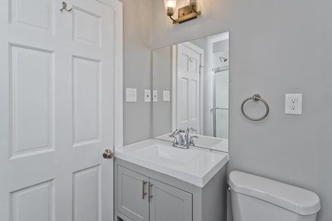 60 Wayne St, Springfield, MA 01108 photo 15