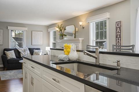 23 Taft Ave, Maynard, MA 01754 photo 9