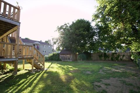 5 Vecchia St, Webster, MA 01570 photo 5