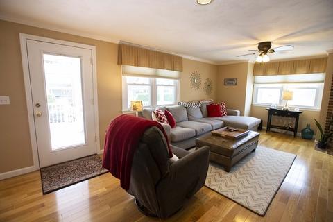 7 Carnation Cir #A, Reading, MA 01867 photo 4