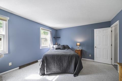 200 Lambert Ter #11, Chicopee, MA 01020 photo 25