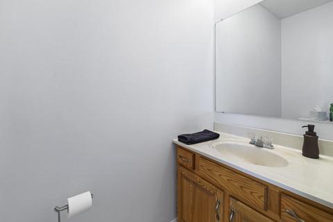 200 Lambert Ter #11, Chicopee, MA 01020 photo 15
