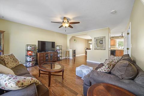 200 Lambert Ter #11, Chicopee, MA 01020 photo 14