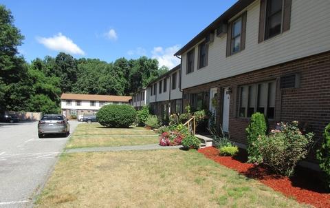 340 Dale St #E, Chicopee, MA 01013 photo 3
