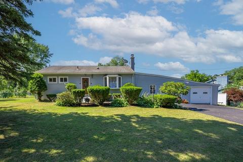 53 Crestmont St, Springfield, MA 01108 photo 1