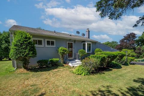 53 Crestmont St, Springfield, MA 01108 photo 4