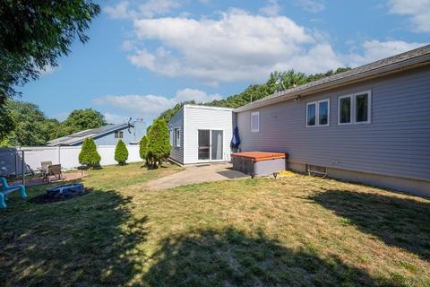 53 Crestmont St, Springfield, MA 01108 photo 37
