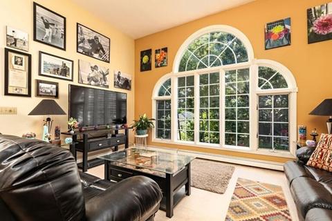 25 Seneca Ave, Mashpee, MA 02649 photo 6