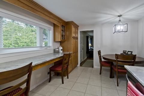 71 Hadley St, Springfield, MA 01118 photo 13