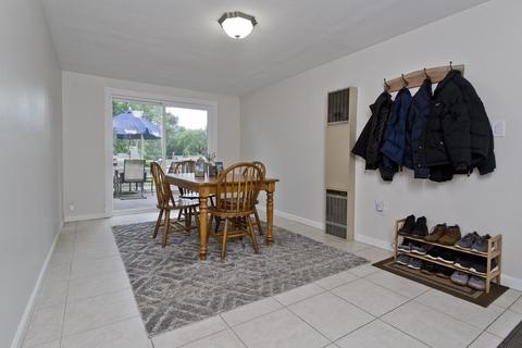 71 Hadley St, Springfield, MA 01118 photo 5