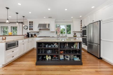 30 Longview Dr, Marblehead, MA 01945 photo 12